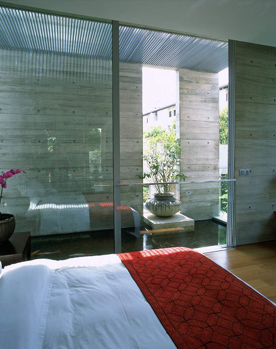 Bedroom Glass Walls Water Feature Sunset Vale House