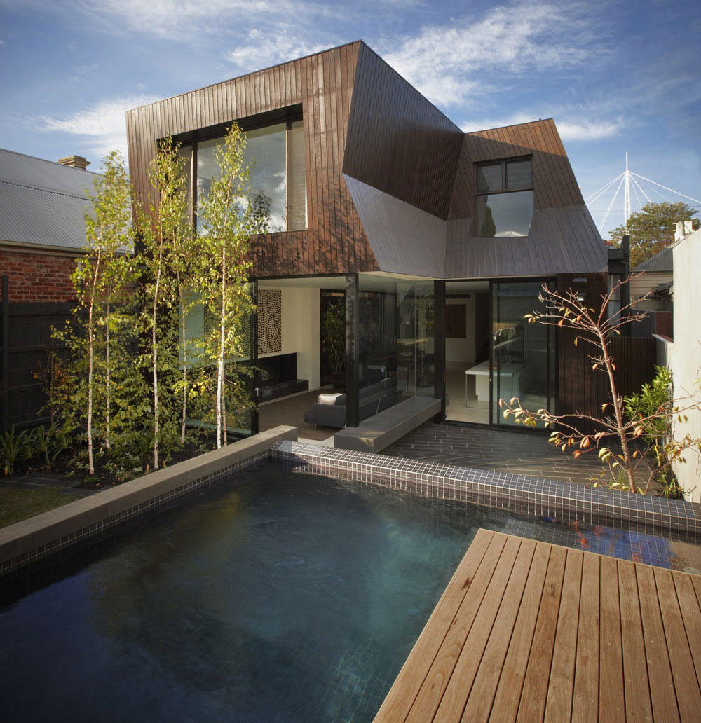 Enclave House was completed in 2010 by the Melbourne based studio BKK 