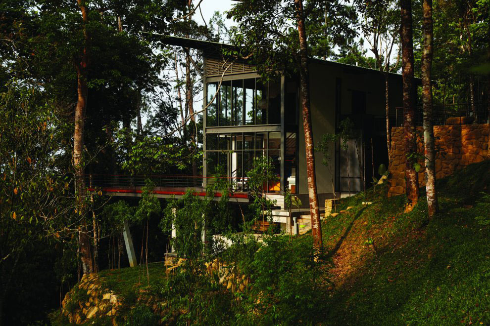 Modern Hillside Home in Janda Baik, Malaysia