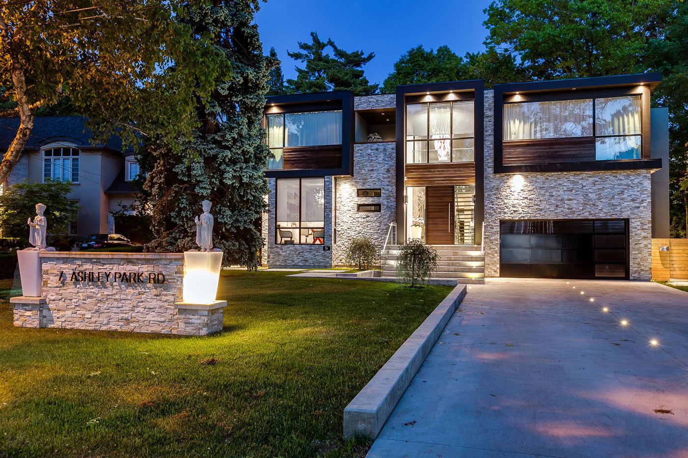 Hampstead,QC,Canada: a luxury Single Family Home for Sale in Hampstead,  Quebec Property ID:25117547 - Christie's International Real Estate