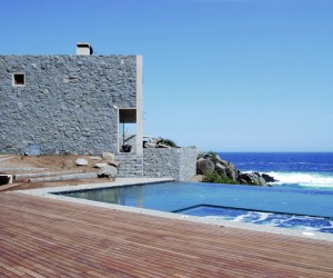 Oceanfront Holiday Houses in Punta Pite, Chile