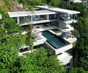 Villa Amanzi, Perched on a Cliff Edge in Phuket,Thailand