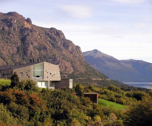 Casa S, Mountain House in Argentina by Alric Galindez Architects