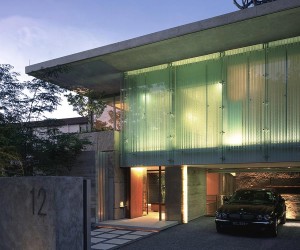 Sunset Vale House, Singapore by WOW Architects