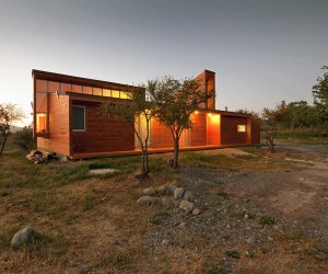 Low-Cost Home in Chile with Japanese Influences