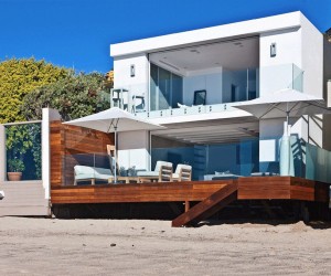 Contemporary Beach House in Malibu, California