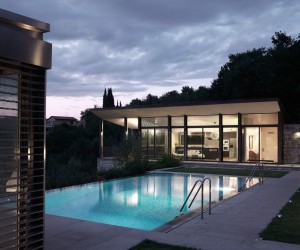 Modern Home Overlooking the Bisenzio River’s Valley in Prato, Italy