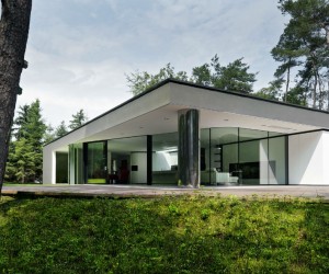 Sleek and Stylish Abstract Villa in Hattem, The Netherlands
