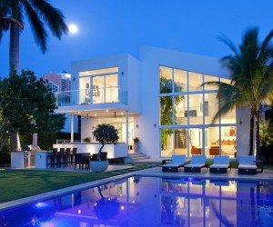 Contemporary Family House in Golden Beach, Florida