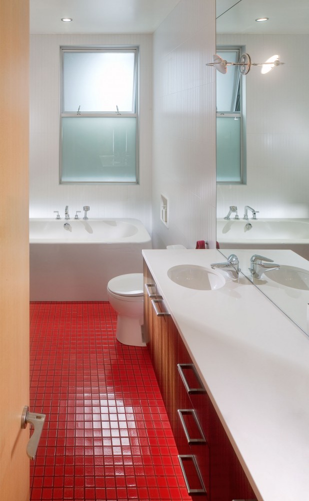 Bathroom, Beaver Street Reprise by Craig Steely Architecture
