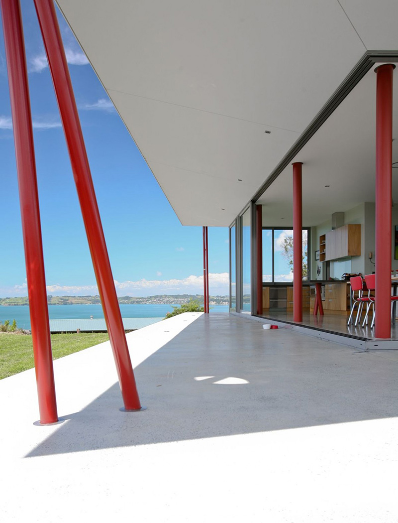 Bourke House, New Zealand by Pacific Environments Architects