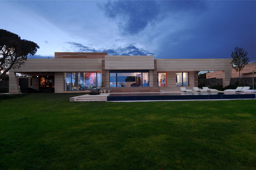 Vivienda 4 Luxury Development, Madrid by A-cero Architects