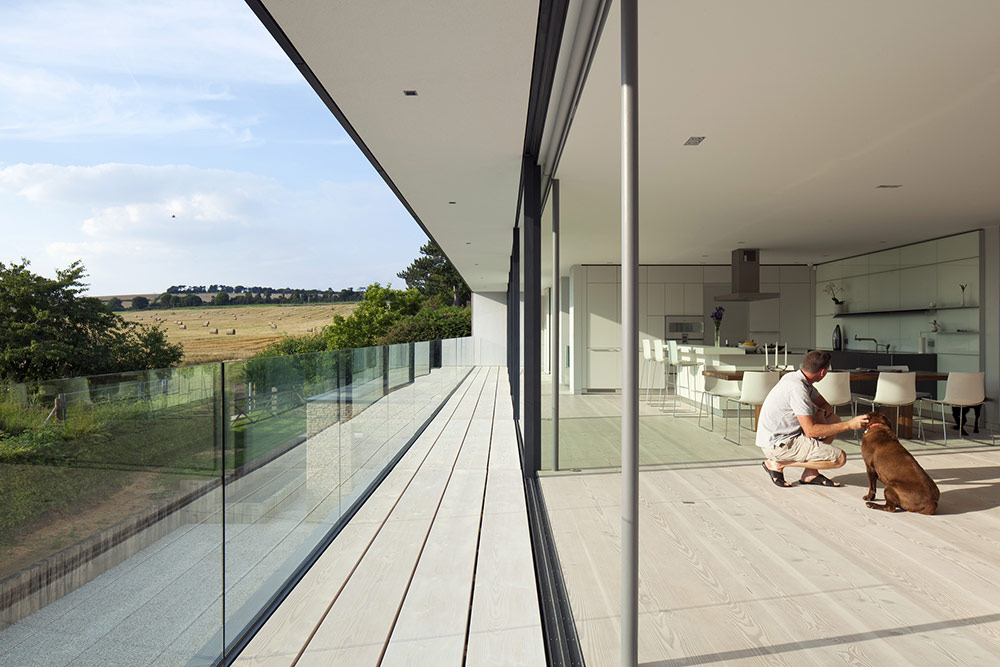 Open Plan Living, Balcony, Hurst House, Buckinghamshire by John Pardey Architects + Strom Architects