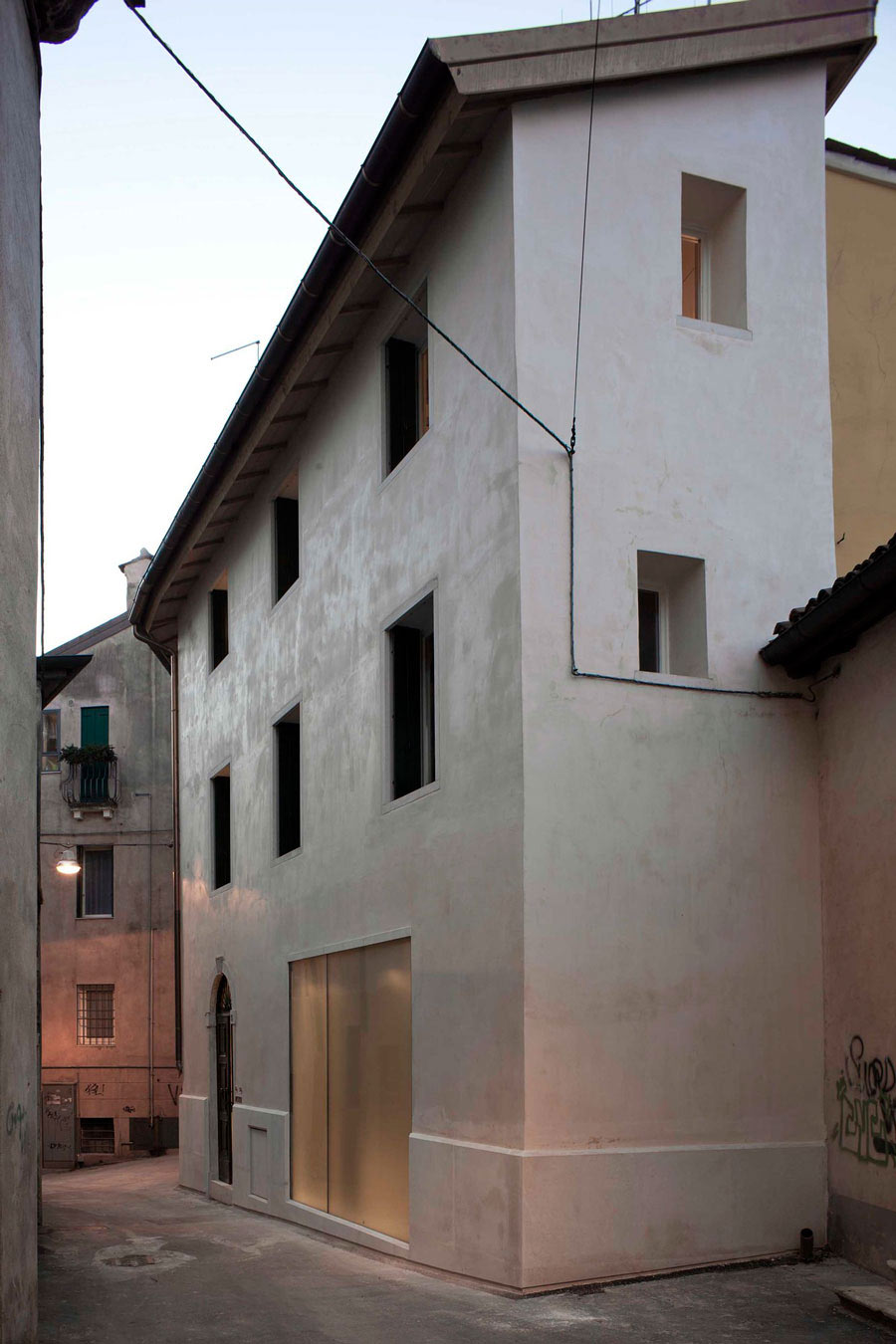 Casa Ceschi, Townhouse Restoration in Vicenza, Italy
