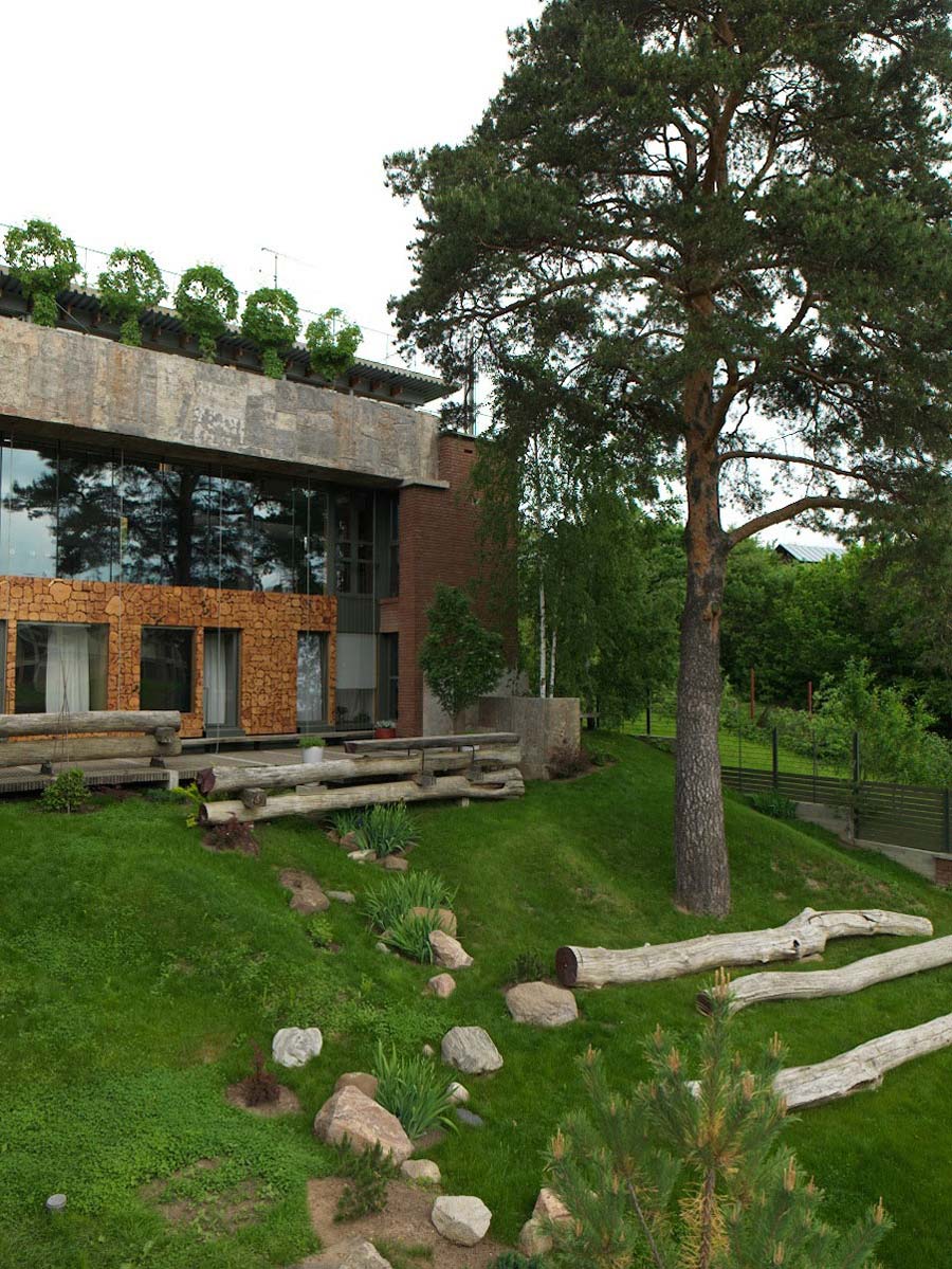 Garden, House of Poshvykinyh Architects Near Moscow