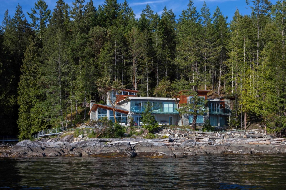 Pender Harbour House in Pender Harbour, BC, Canada