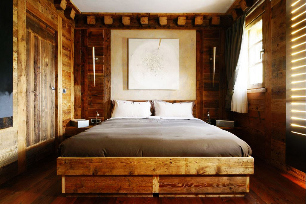 Bedroom, Ampezzo Meleres in Cortina d’Ampezzo, Italy by Gianpaolo Zandegiacomo