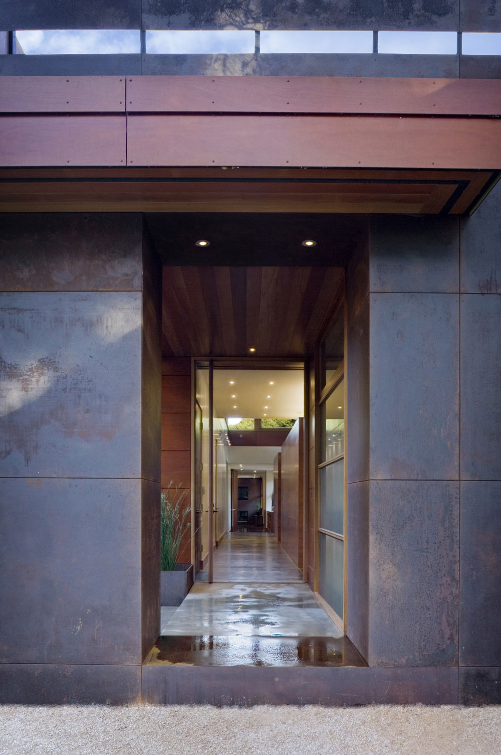 Hallway, Wheeler Residence in Menlo Park, California by William Duff Architects