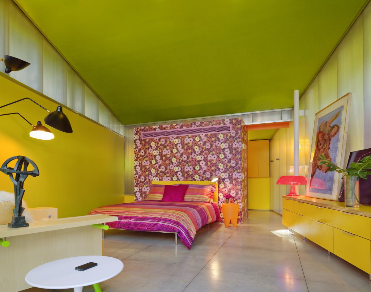 Bedroom, Colorful Summer Retreat in New York by Stamberg Aferiat + Associates