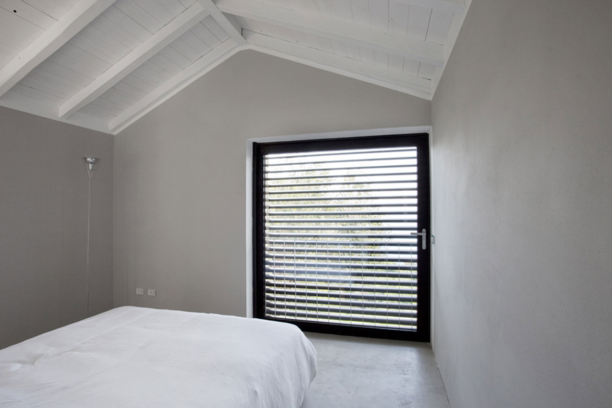 Bedroom, Farmhouse in Riomaggiore, Italy by A2BC Architects and SibillAssociati