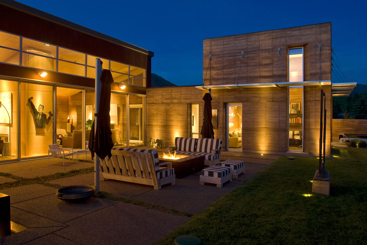 Firepit, Outdoor Sofas, Terrace, Imposing Contemporary Home in Aspen, Colorado