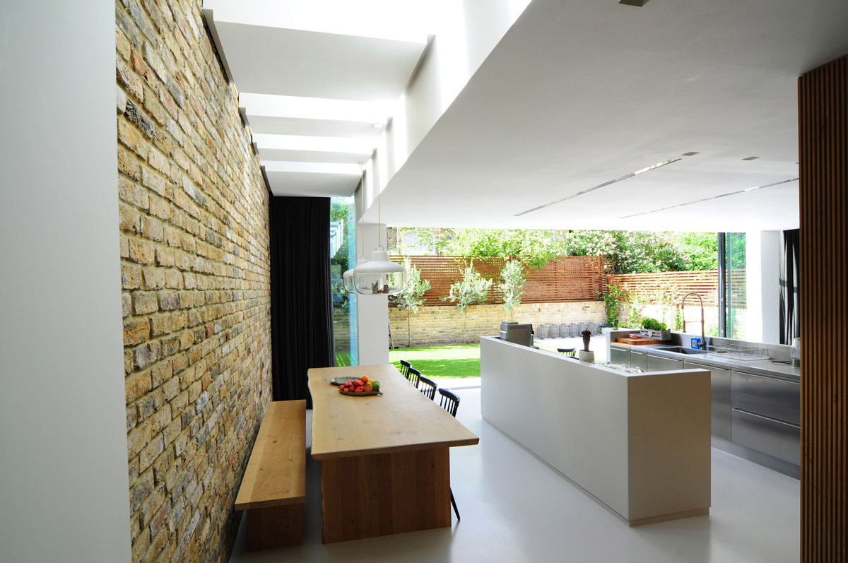 Dining Table, Kitchen, Open Plan, Modern Home in London by Bureau de Change Design Office