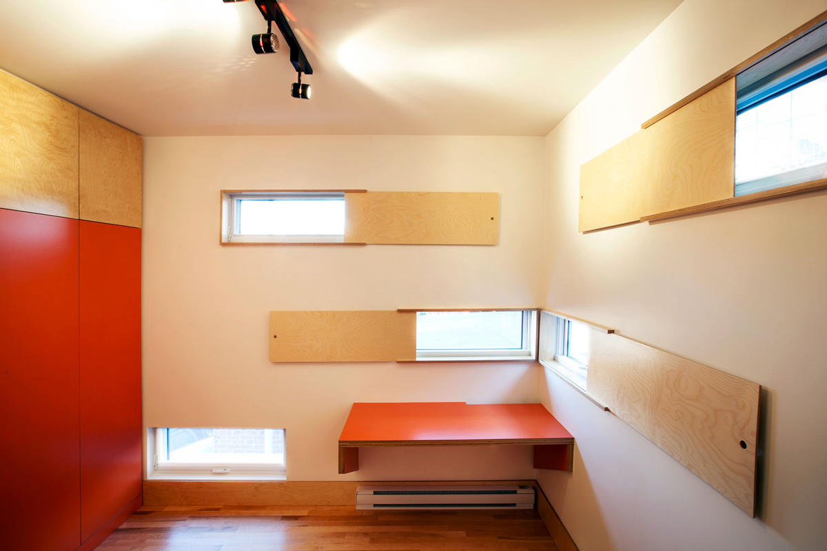 Children’s Bedroom, Contemporary Extension in Rosemont-Petite-Patrie, Canada