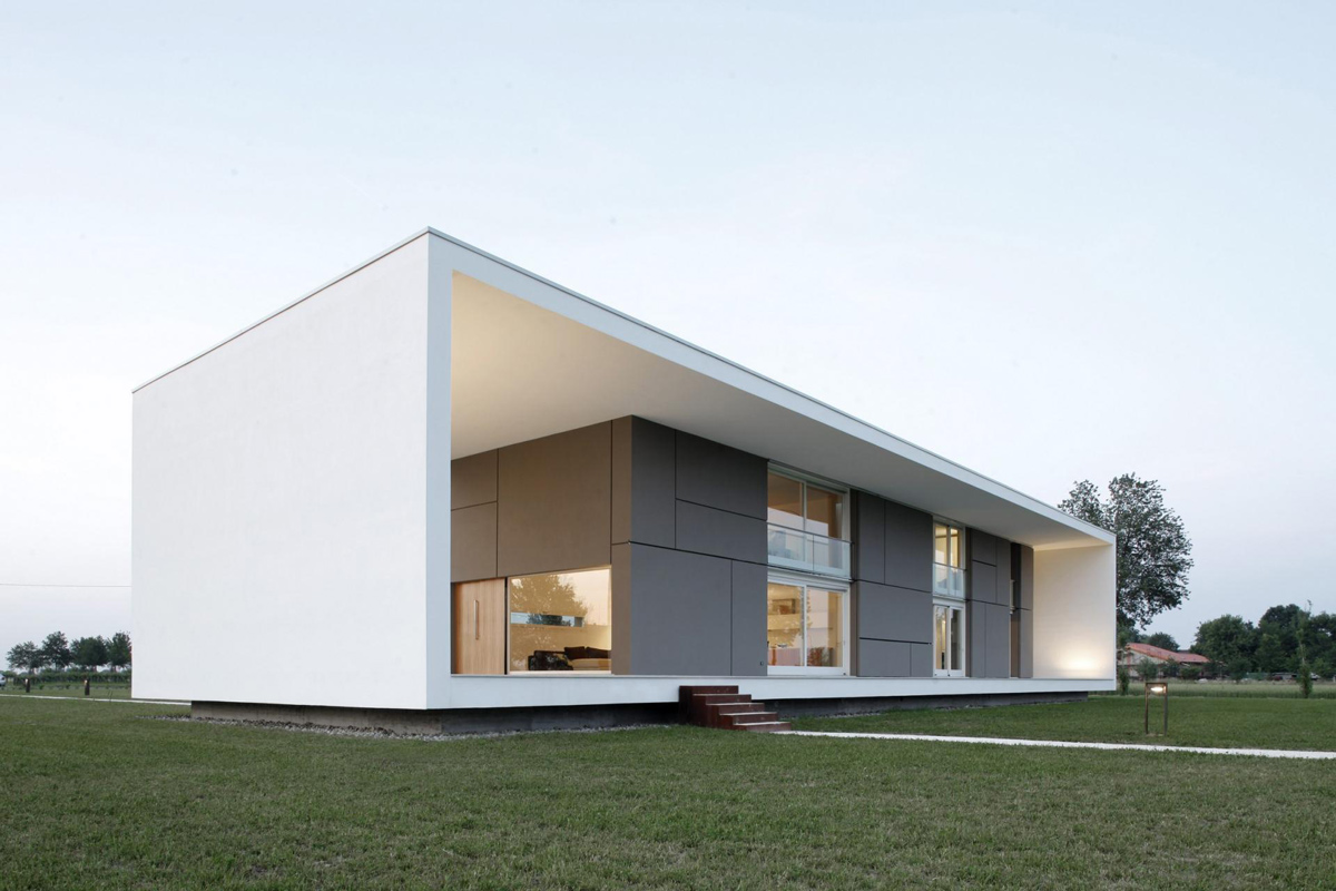 Patio Doors, Glass Walls, Modern Eco-Friendly Home in Castelnovo di Sotto, Italy