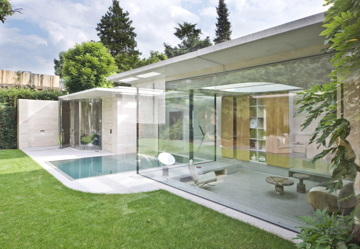 Glass Walls, Extension and Renovation in Eindhoven, The Netherlands