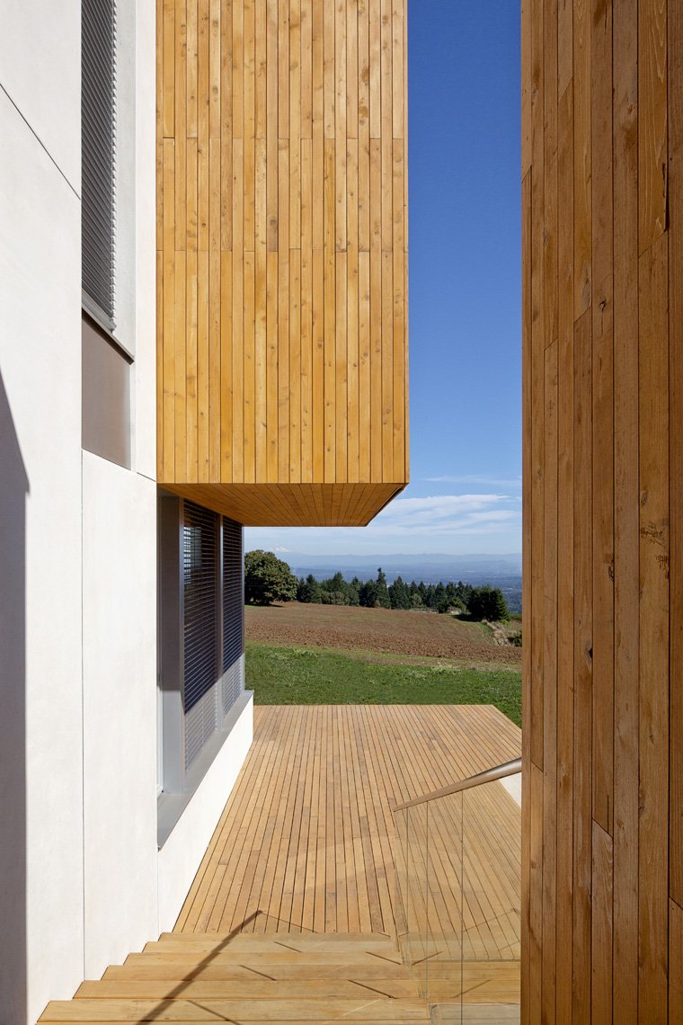 Wood Decking, Sustainable House in Newberg, Oregon