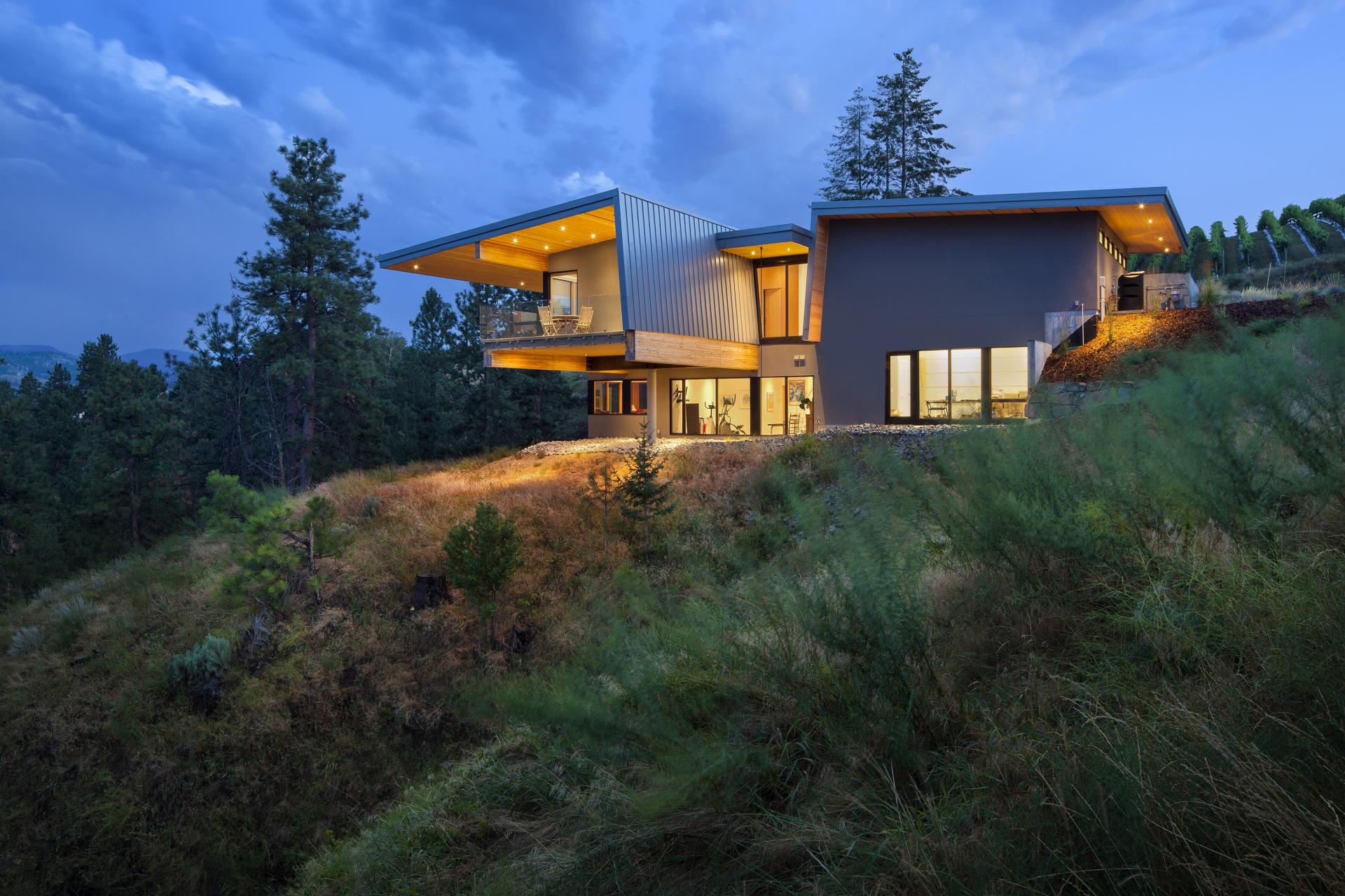 Lakeside Home in Kaleden, British Columbia