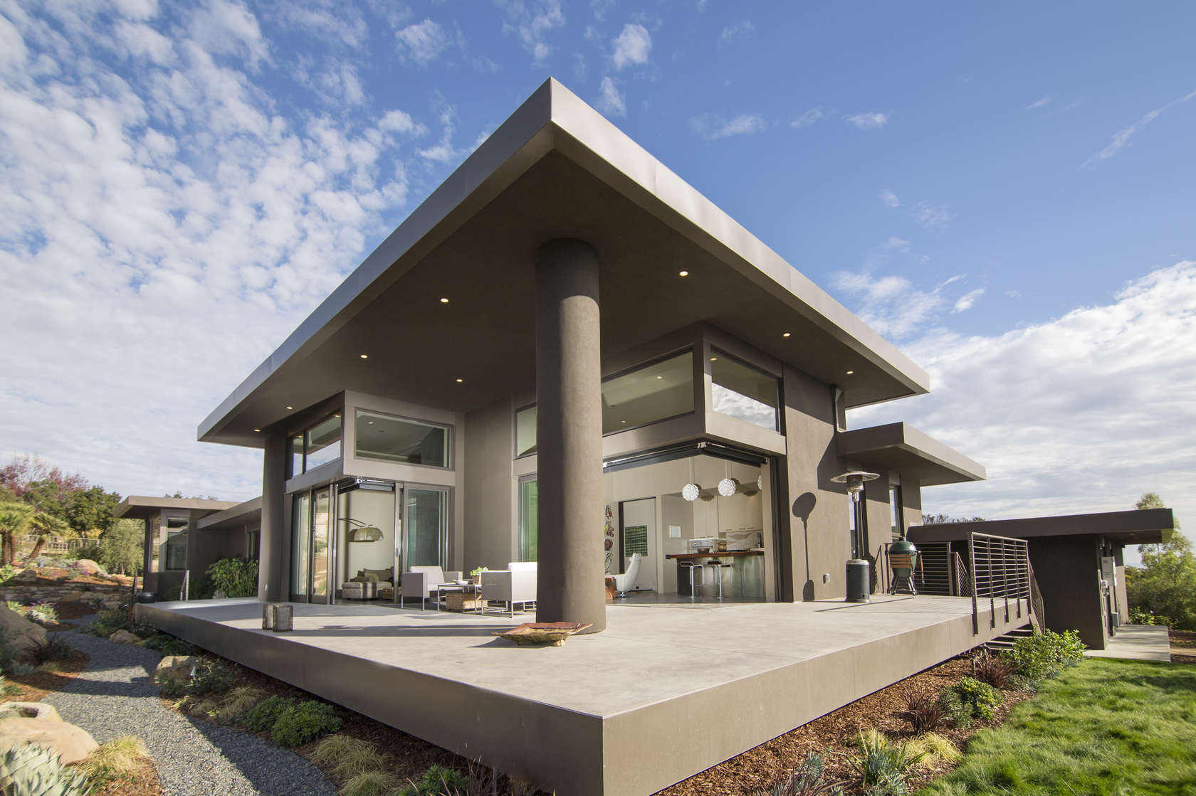 Contemporary Home in Santa Barbara, California
