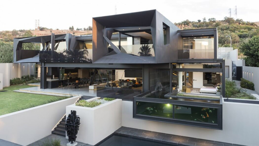 Sculptural Modern Home in Johannesburg, South Africa